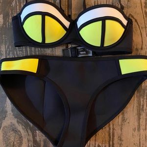 Triangl bathing suit